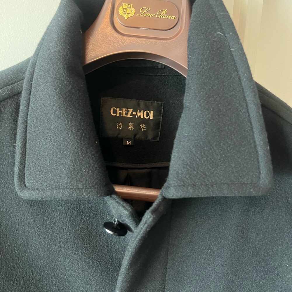 100% Cashmere men’s coat worn twice perfect condition